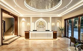 Aeron Hotel